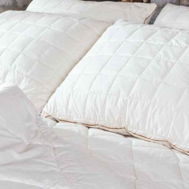 Yastık & Yorgan (Pillow & Quilt) (Kissen & Steppdecke)